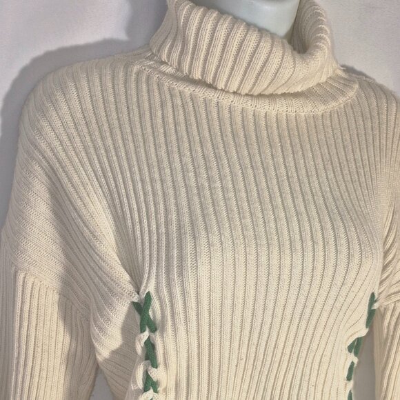 FASHION NOVA cropped oversized sweater, turtleneck. braided front, white, Small - Picture 9 of 12